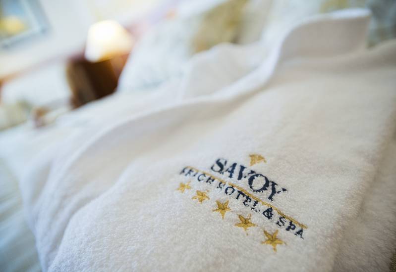 Savoy_beach_hotel_camera_deluxe
