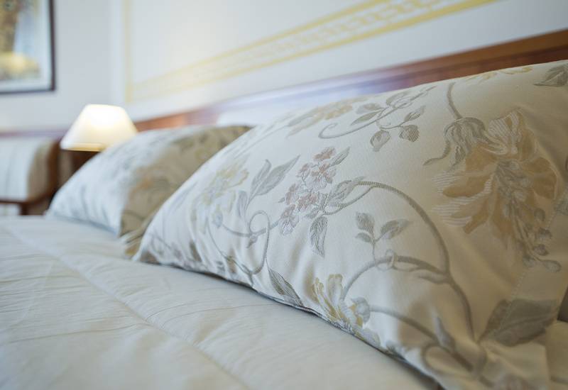 Savoy_beach_hotel_camera_deluxe
