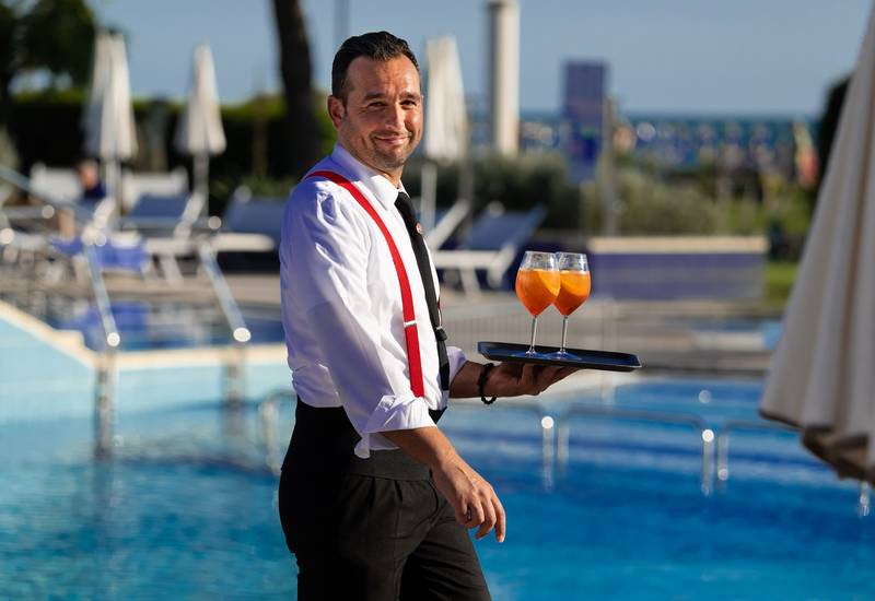 Savoy Beach Hotel bar piscina